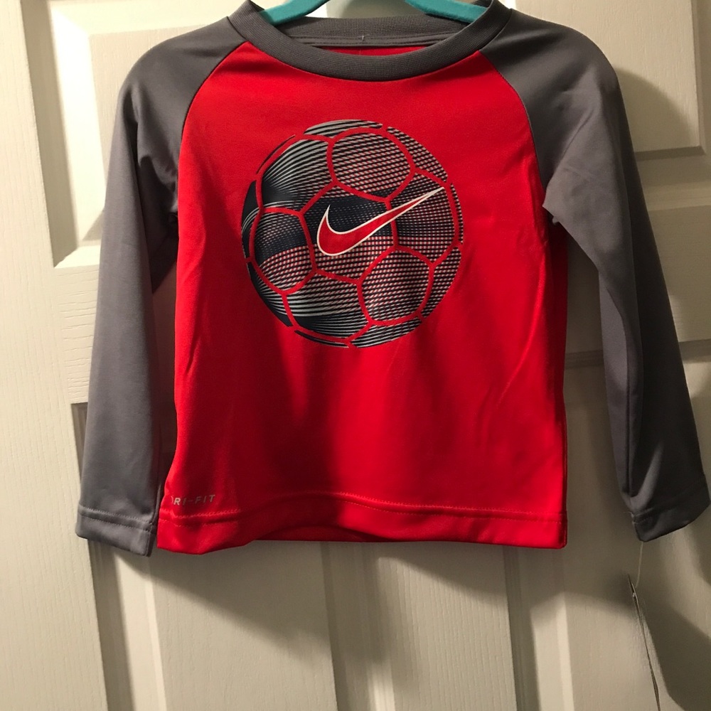 💸 SOLD OFF SITE - NIKE DRI-FIT Soccer Shirt